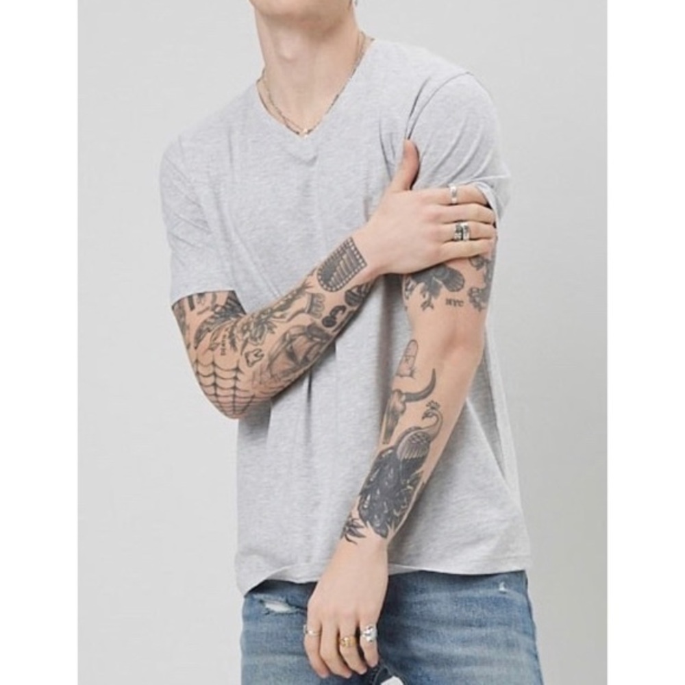 F21 Classic Fit Cotton Tee